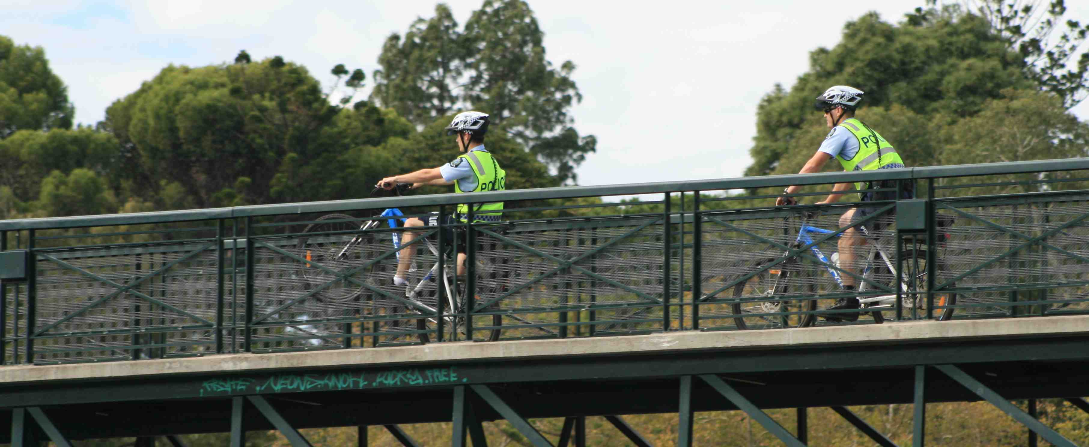 police-bikes-across-the-bridge1.jpg