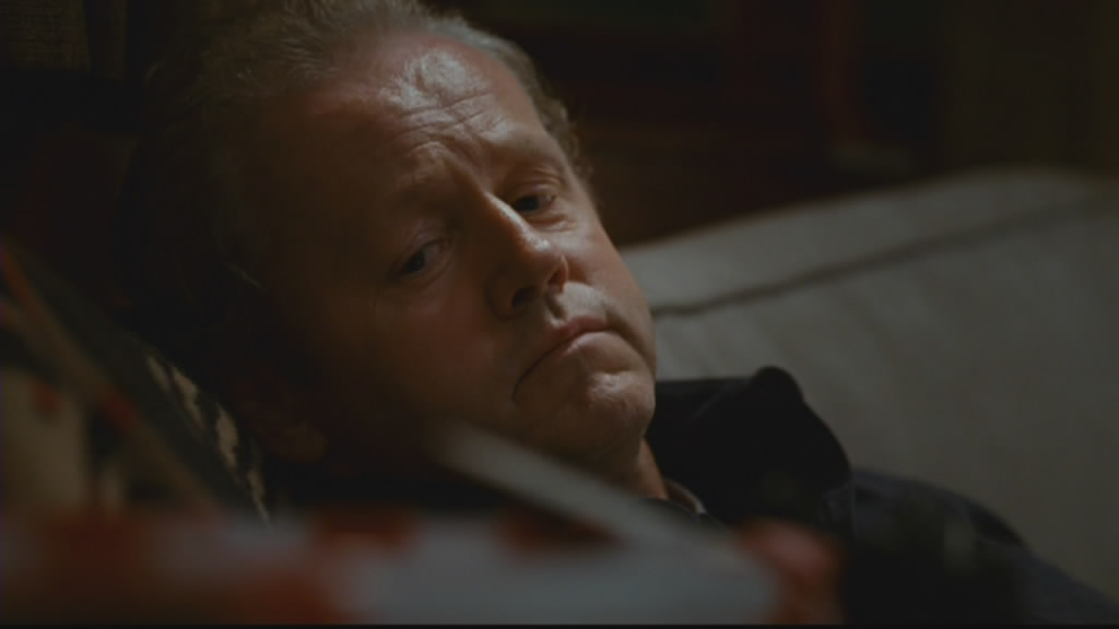 David Morse kicks back. Well done him!