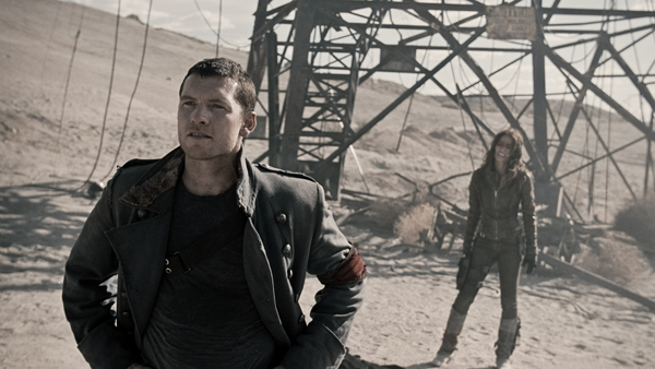 Yes, okay, I'll admit it! You look good in that trenchcoat...