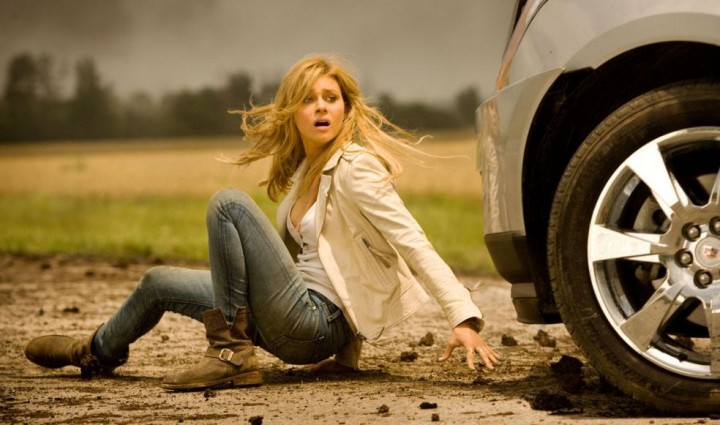 As close as I'm prepared to get to giving you a gratuitous shot of Nicola Peltz's bum in this review.
