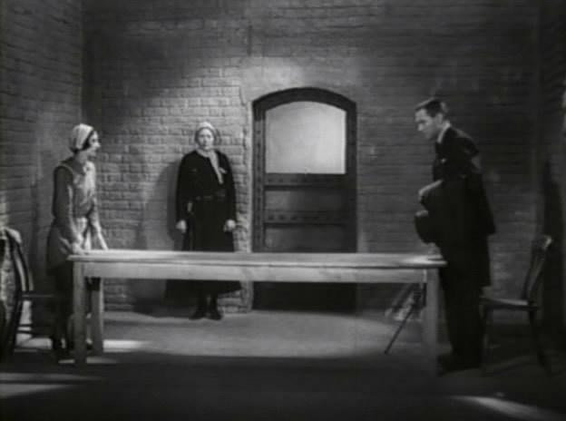 Murder!.Hitchcock.Eng.DVDRip.XVID.PARENTE.1930.avi_snapshot_01.03.23_[2015.10.15_21.54.43]