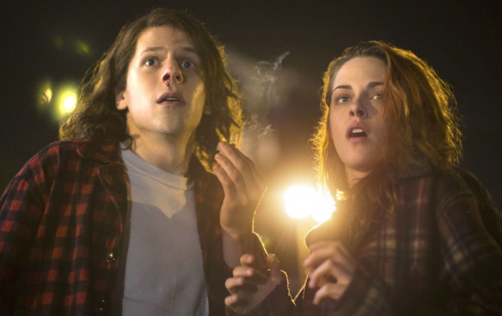 gallery-1439833993-american-ultra-stewart-eisenberg
